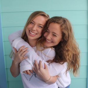 Meet your Posher, Mabry